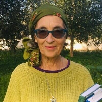 Deborah Fineblum