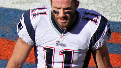 New England Patriots wide receiver Julian Edelman, Jan. 19, 2014. Credit: Jeffrey Beall via Wikimedia Commons.
