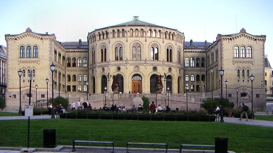 The Norwegian Parliament in Oslo, Aug. 26, 2005. Credit: John Erling Blad via Wikimedia Commons.