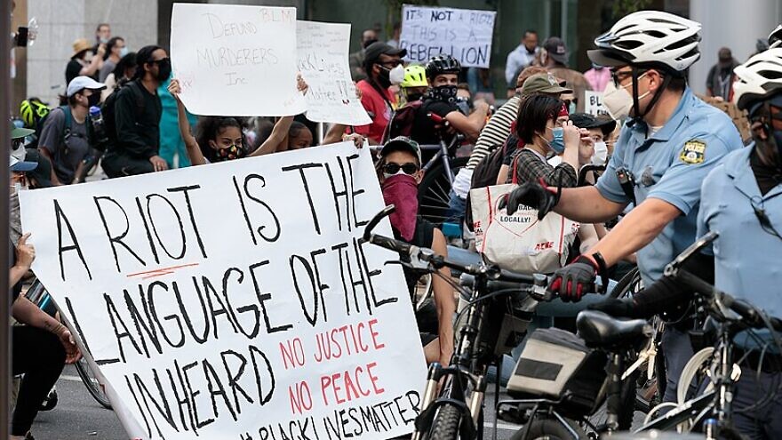 Protesters against police violence and racism in Philadelphia prompted by the May 25 death of George Floyd, a 46-year-old African-American, in police custody in Minneapolis, on June 1, 2020. Credit: Wikimedia Commons