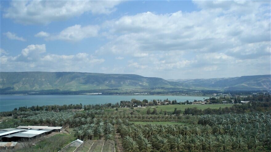 A view of the Kinneret (Sea of Galilee) from the south. Credit: Wikimedia Commons.