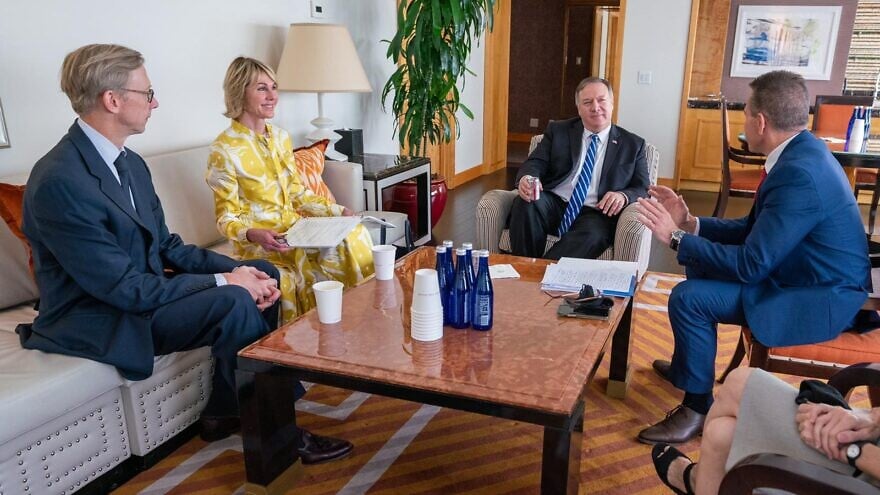 Israeli Ambassador to the United Nations Gilad Erdan (right) meets with U.S. Secretary of State Mike Pompeo, U.S. Ambassador to the United Nations Kelly Craft and U.S. Special Envoy for Iran Brian Hook on Aug. 21, 2020. Credit: Ronny Przysucha/Israeli Mission to the U.N.