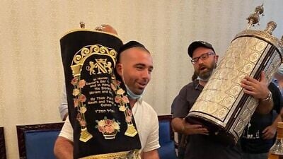 Israeli pop star Omer Adam celebrating Simchat Torah in Dubai in October 2020. Source: Facebook.