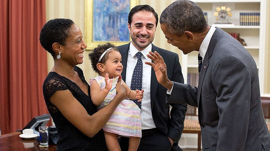 Maher Bitar (center), his wife, Astrid Dorelien, and year-old daughter, Alya Dorelien Bitar, with U.S. President Barack Obama in the Oval Office, Sept. 21, 2015. Photo: Pete Souza/White House.