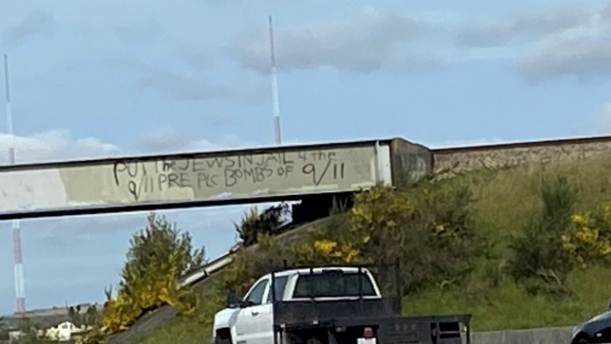 Anti-Semitic graffiti on a bridge in Canada, 2020. Source: Screenshot.