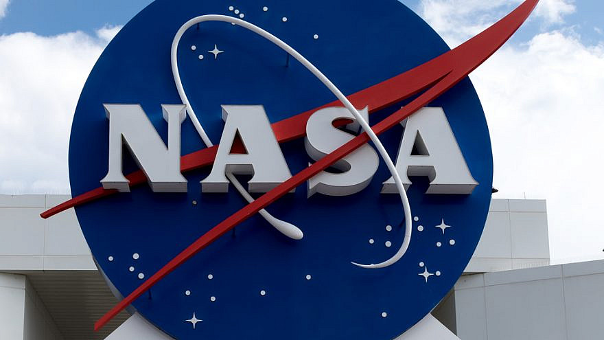 NASA sign at Cape Canaveral, Kennedy Space Center. Credit: L. Galbraith/Shutterstock.