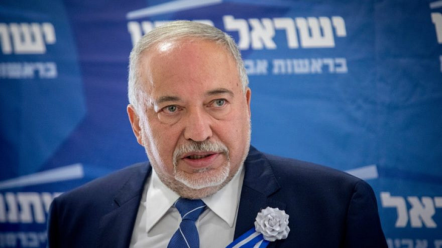 Yisrael Beiteinu leader Avigdor Liberman addresses a press conference at the Knesset in Jerusalem, April 6, 2021. Photo by Olivier Fitoussi/Flash90.