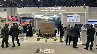 An agreement was signed in Abu Dhabi to launch a joint Israeli-Emirati water research program as part of a collaboration between the Israeli Watergen company and Baynunah, a sister company of Al Dahra Group, an Emirati agriculture group that specializes in food security, May 2021. Credit: Watergen.