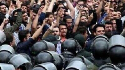 Mass popular protests taking place across Iran in the summer of 2021. Source: Twitter.