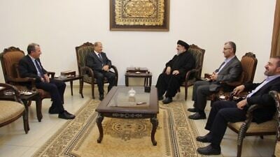 Lebanese President Michel Aoun (second from left) meets with Hezbollah chief Hassan Nasrallah (center). Credit: abna24.com.