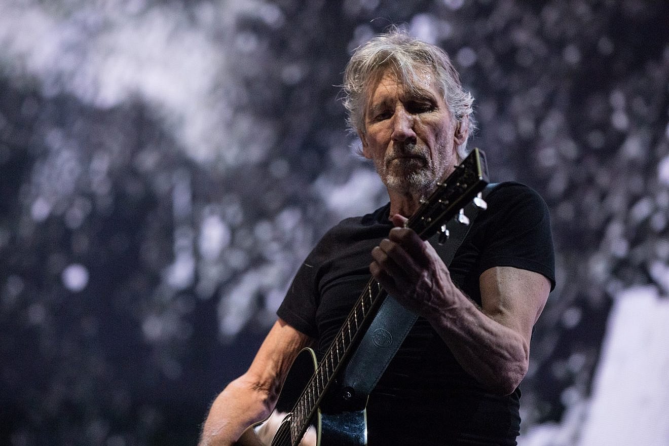 Roger Waters of Pink Floyd at Rogers Arena in Vancouver, Oct. 28, 2017. Credit: James Jeffrey Taylor/Shutterstock.