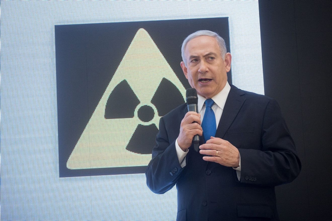 Israeli Prime Minister Benjamin Netanyahu presents a trove of Iranian documents on Tehran's nuclear program at a press conference in Tel Aviv, April 30, 2018. Photo by Miriam Alster/Flash90.