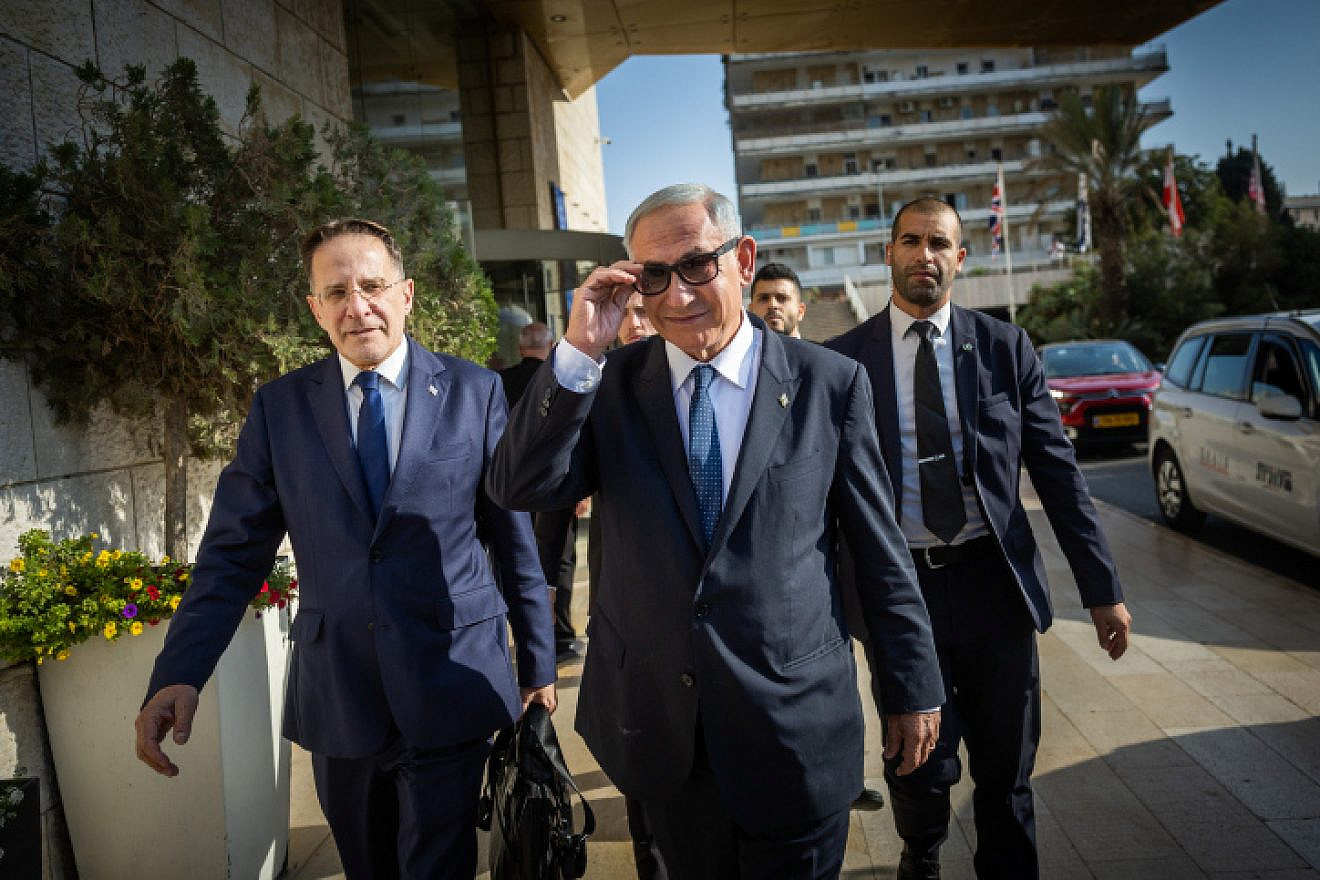 Likud Party chairman MK Benjamin Netanyahu, after coalition talks at a Jerusalem hotel, Nov. 6, 2022. Photo by Yonatan Sindel/Flash90.