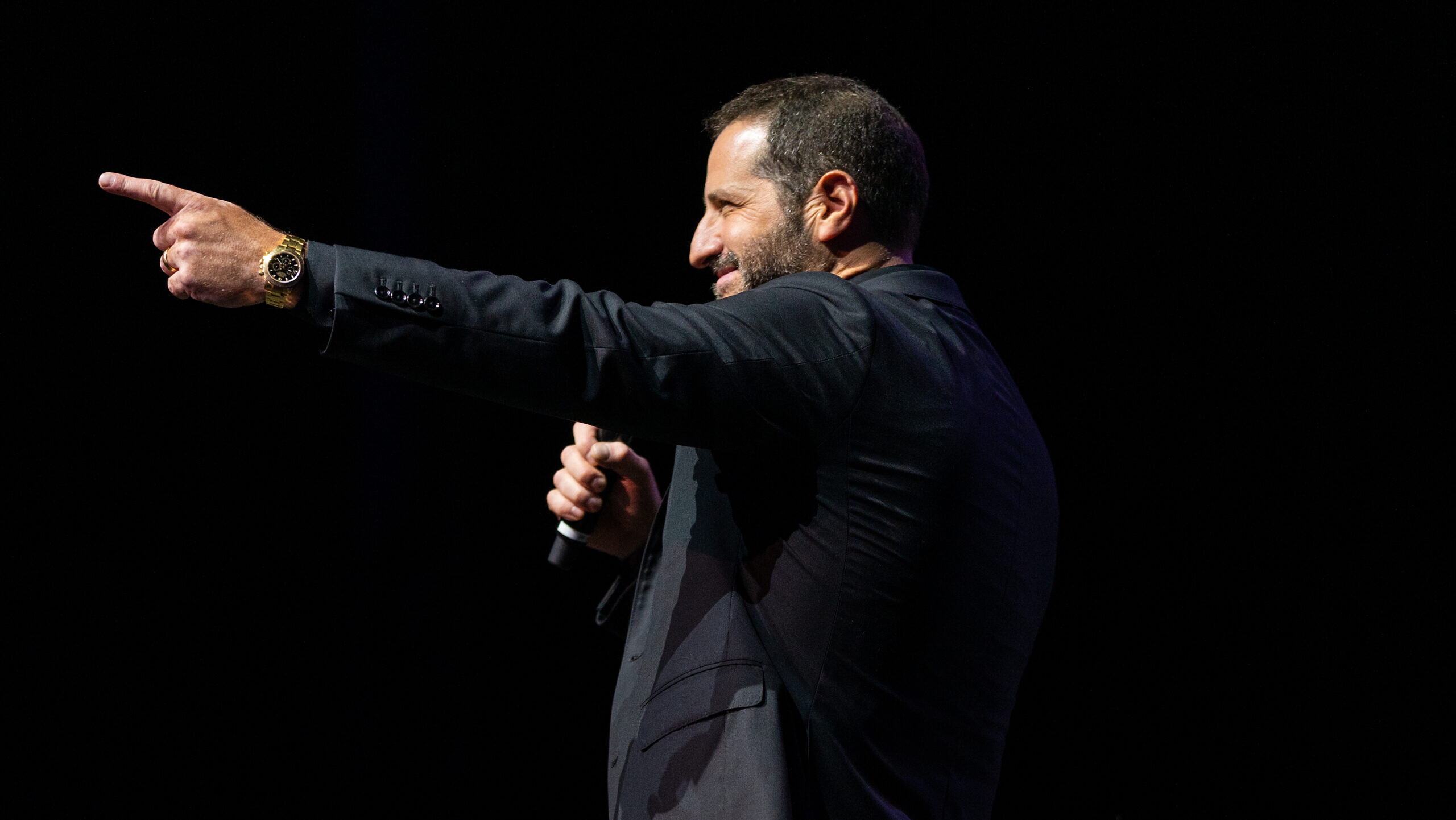 Comedian Modi: Laugh at yourself, and the world will laugh with you ...