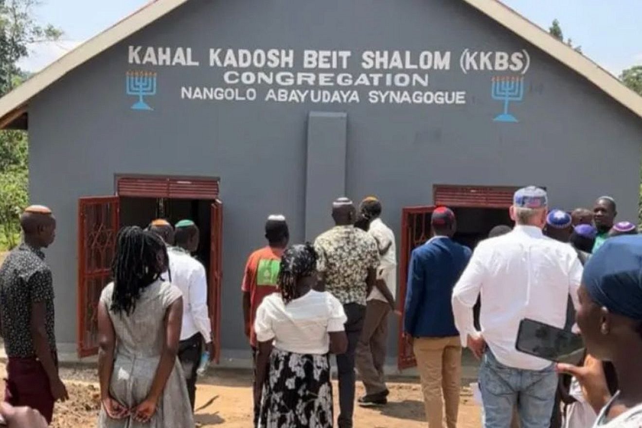 An Abayudaya synagogue in Uganda. Photo by Tarphon Kamya.