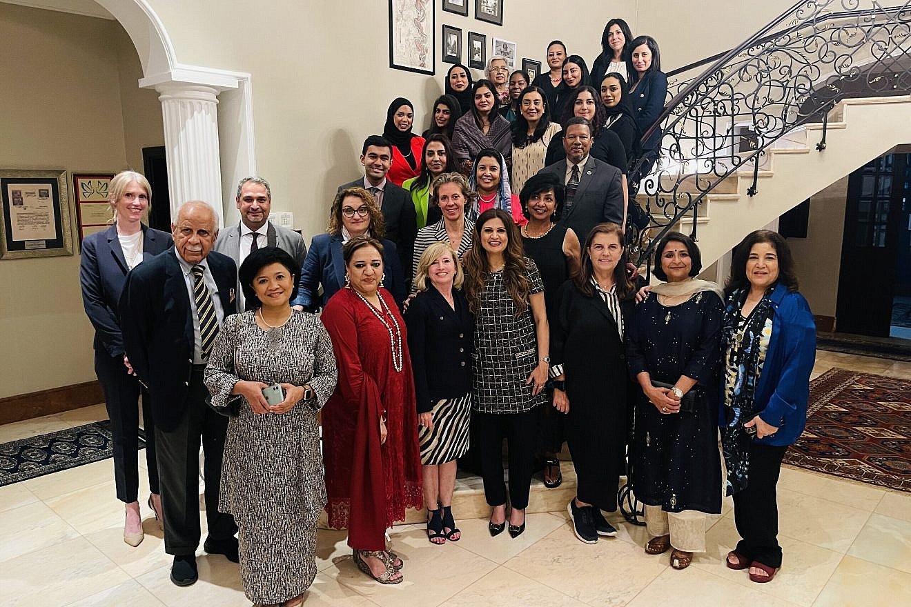 The AMMWEC/Sharaka delegation meets Bahraini women leaders at a reception hosted by Megan Bondy, the wife of the U.S. ambassador. Credit: Courtesy.