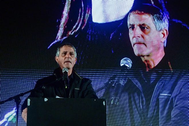 Israel Bar Association head Avi Himi speaks during a protest in Tel Aviv against the government's proposed judicial reforms, Jan. 21, 2023. Photo by Avshalom Sassoni/Flash90.