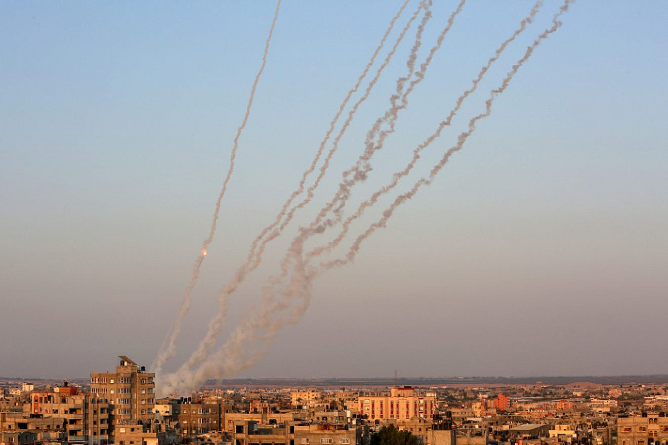 Terrorists in Rafah, the southern Gaza Strip, fire rockets towards Israel, Aug 7, 2022. Photo by Abed Rahim Khatib/Flash90.