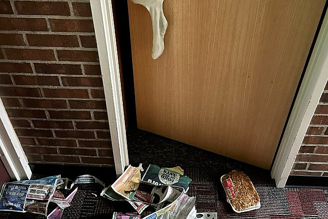 Pork vandalism at the University of Denver, Feb. 2023. Source: StandWithUS.