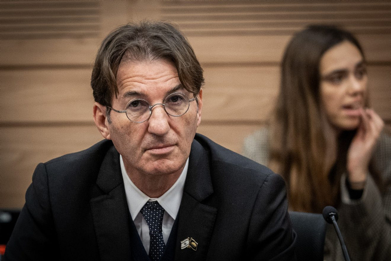 MK Boaz Bismuth attends a Knesset Arrangements Committee meeting, Dec. 13, 2022. Photo by Yonatan Sindel/Flash90.