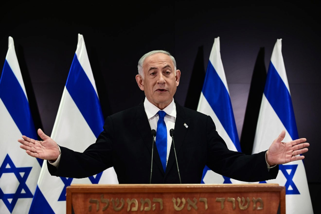 Israeli Prime Minister Benjamin Netanyahu holds a press conference at the Defense Ministry in Tel Aviv, April 10, 2023. Photo by Tomer Neuberg/Flash90.