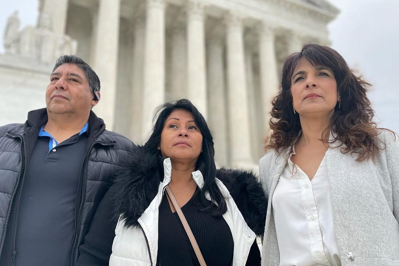 Shurat HaDin President Nitsana Darshan-Leitner (right) with Beatriz and Jose Gonzalez, parents of Nohemi Gonzalez, a student killed in the Paris terrorist attacks. Credit: Shurat HaDin.