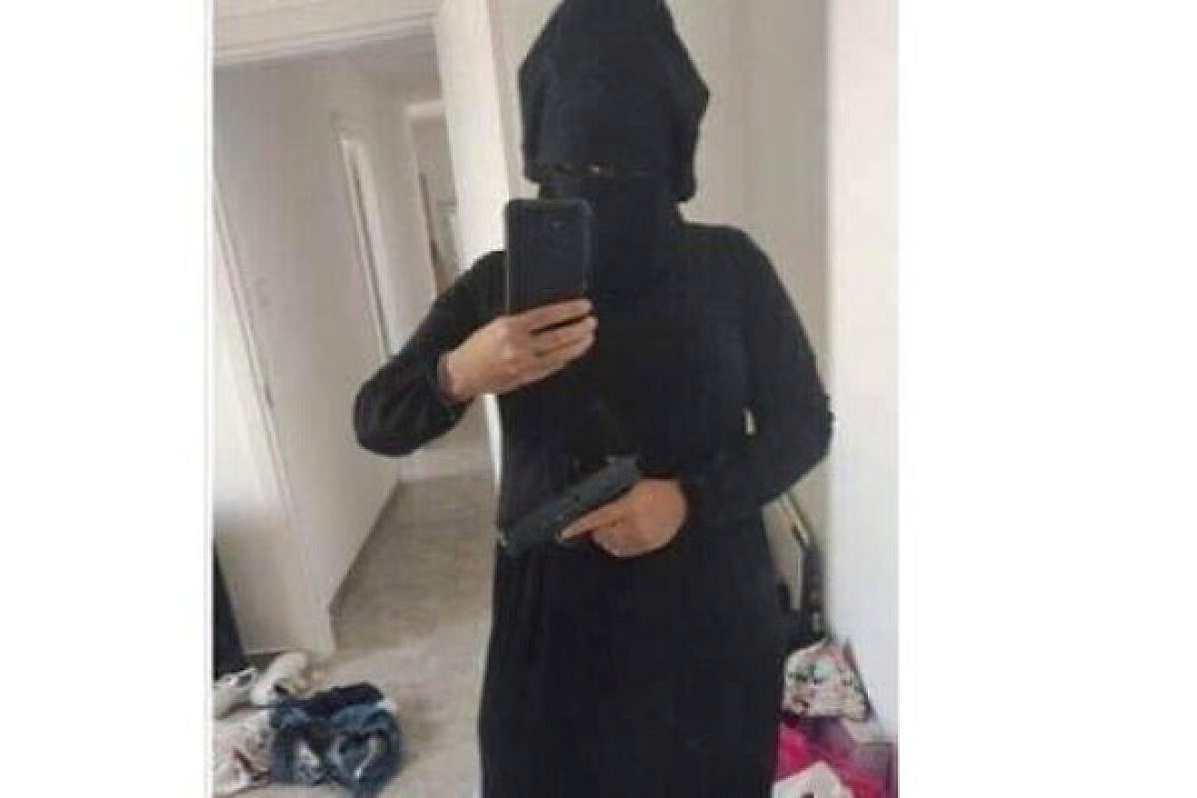 The Jewish woman dressed as an Islamic terrorist and charged an army checkpoint in a "suicide by cop" scenario on May 9, 2023. Courtesy.