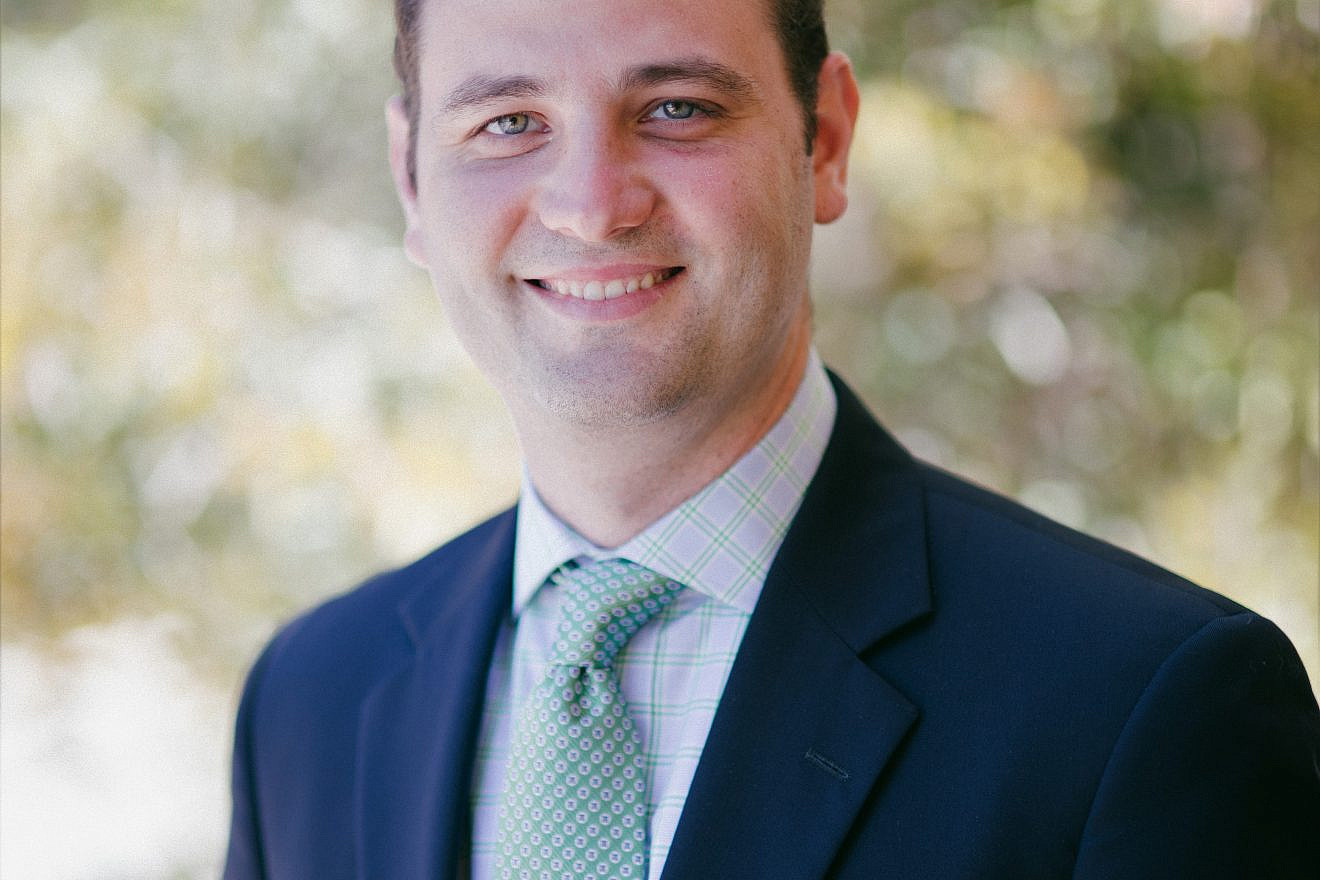 Michael (Avi) Helfand