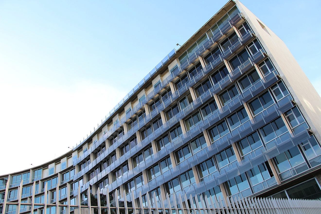 UNESCO headquarters in Paris. Credit: Fred Romero via Wikimedia Commons.