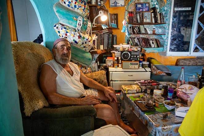 Nissim Kahlon at home in Herzliya, July 16, 2023. Photo by Kobi Natan/TPS.