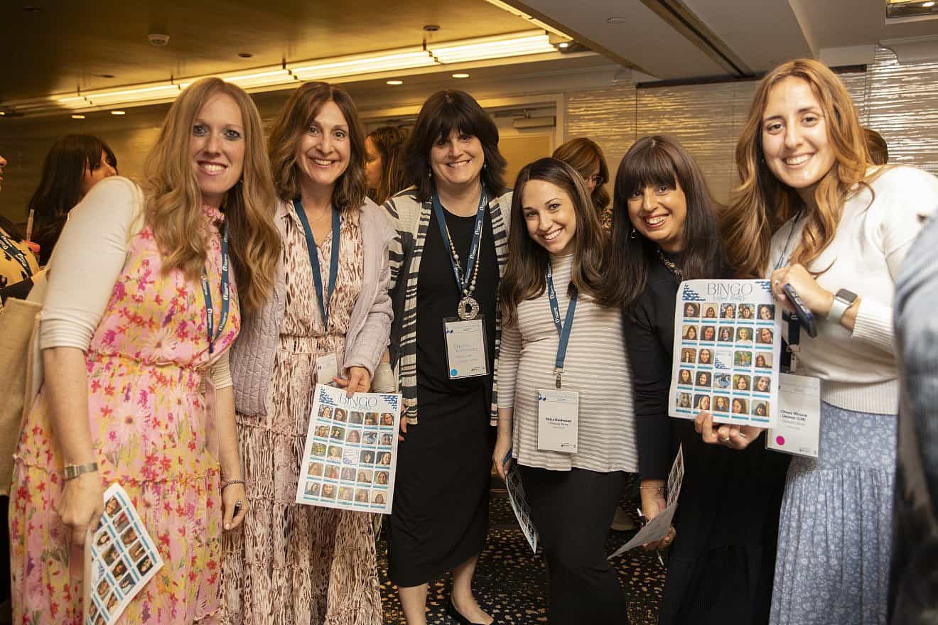 L-R at OU’s Women’s Initiative Foundations of Community Mental Health Support Fellowship Seminar: Rachel Isaacs of Phoenix, A.Z.; Esther Friedman of Teaneck, N.J.; Deena Rabinovich of Queens, N.Y.; Shira Heidemann of Baltimore, M.D.; Rachel Yaghobian of Houston, T.X.; and CM Gerson of Springfield, N.J.