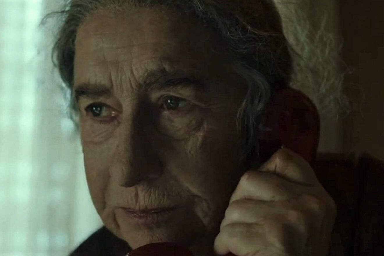 Actor Helen Mirren as Golda Meir in the new feature film “Golda,” directed by Guy Nattiv. Source: Screenshot.