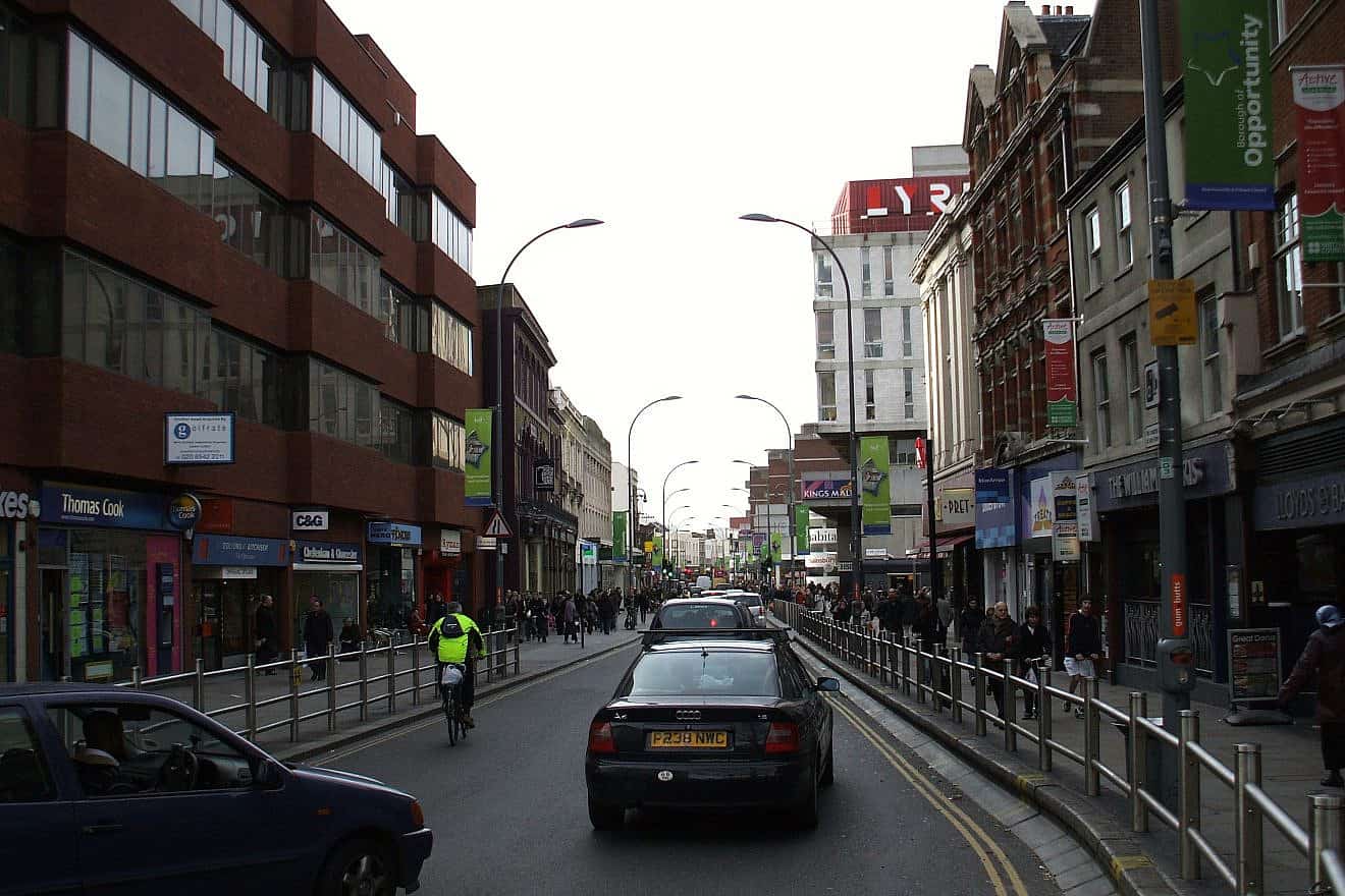 King Street in the West London district of Hammersmith in the United Kingdom. Credit: Wikimedia Commons.