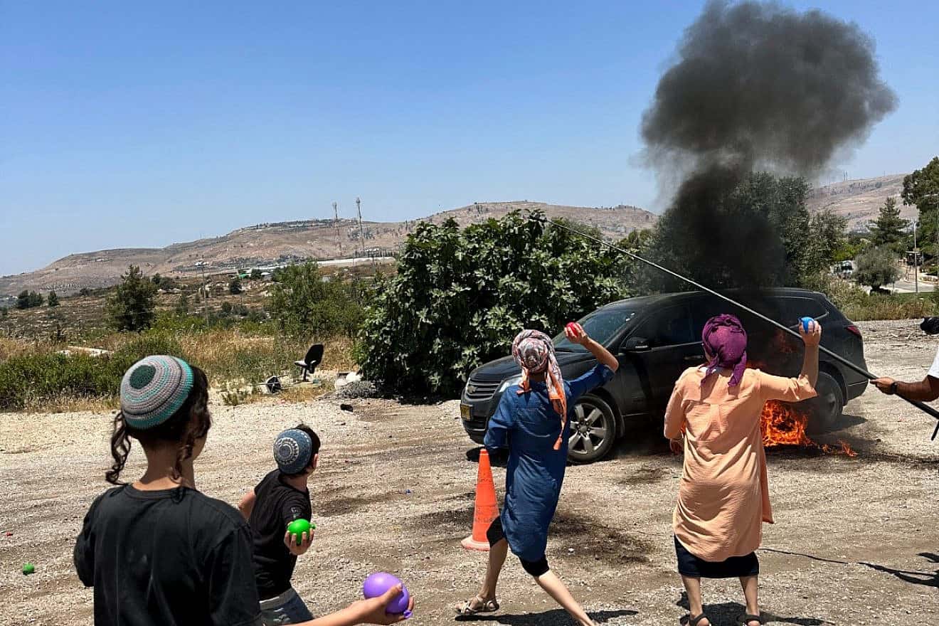 Communities in Judea and Samaria have been signing up for the driver's survival course. Credit: Shurat HaDin.
