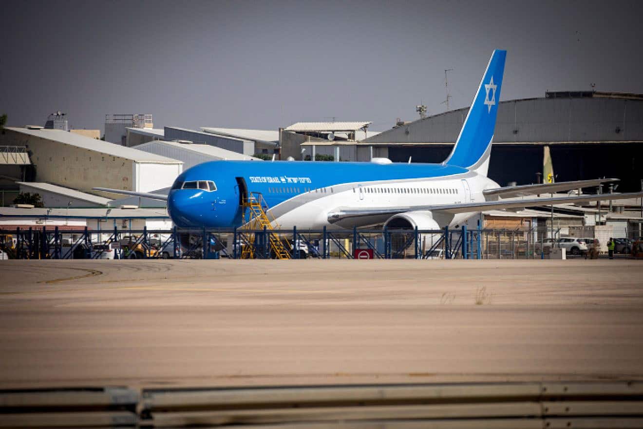 The "Wing of Zion" at Ben-Gurion Airport, Oct. 20, 2020. Photo by Olivier Fitoussi/Flash90.