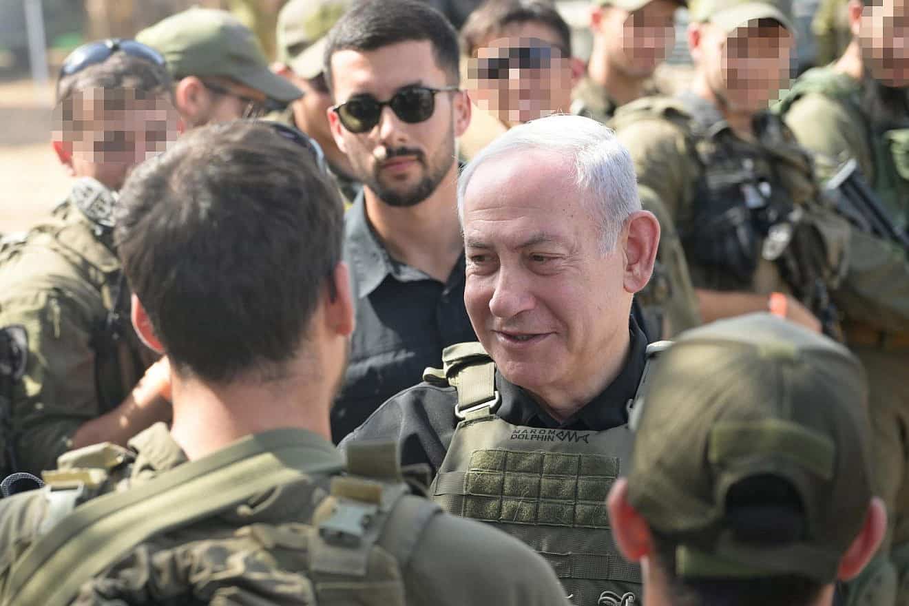 Israeli Prime Minister Benjamin Netanyahu visits soldiers of the 89th "Oz" Brigade in northern Israel, Oct. 22, 2023. Photo by Amos Ben Gershom/GPO.