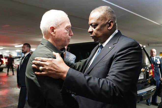 Defense Minister Yoav Gallant (left) meets with U.S. Secretary of Defense Lloyd Austin in Israel on Oct. 13, 2023. Photo by Ariel Hermoni/Israeli Ministry of Defense.