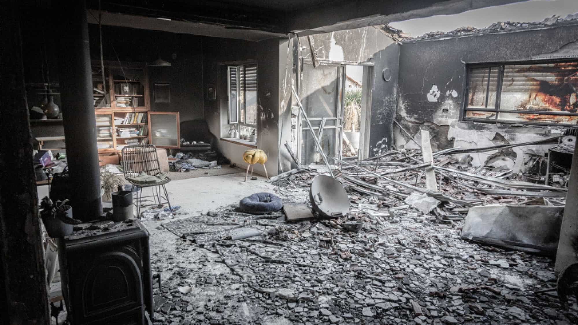 Kibbutz Be'eri after the Oct. 7 Hamas terrorist attack, Oct. 25, 2023. Photo by Edi Israel/Flash90.