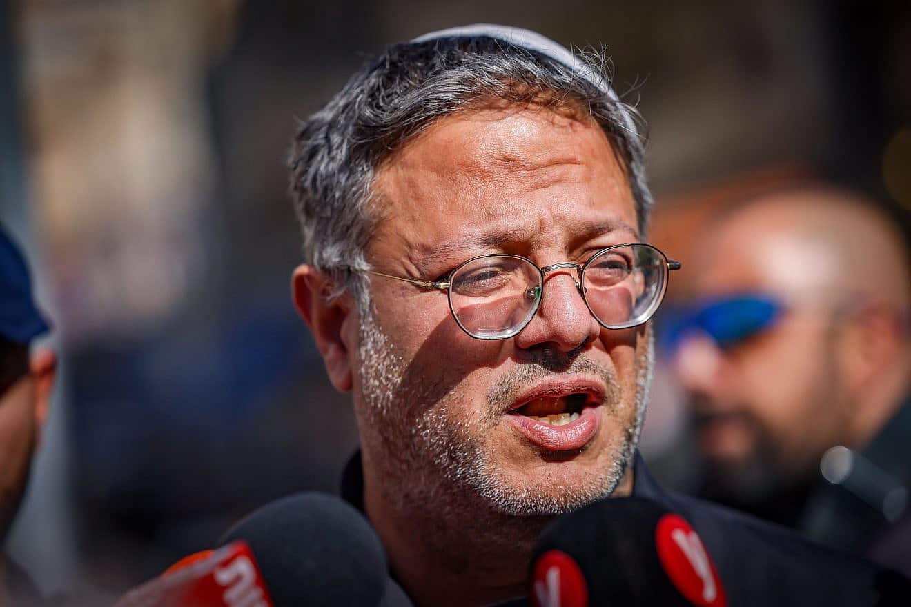 Israeli National Security Minister Itamar Ben-Gvir at the scene of a stabbing attack outside a Jerusalem police station, Nov. 6, 2023. Photo by Chaim Goldberg/Flash90.