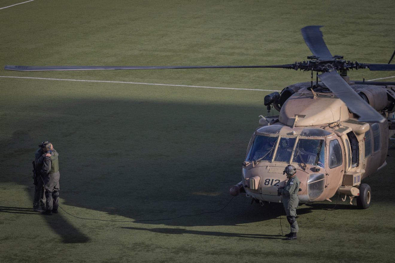 An Israeli soldier wounded in Gaza, is brought to Shaarei Tzedek hospital  in Jerusalem, Nov. 13, 2023. Photo by Chaim Goldberg/Flash90.