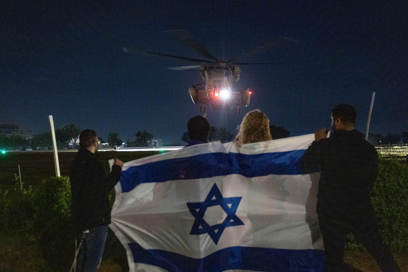 An Israeli military helicopter with released Israeli hostages arrives at the Sheba Medical Center in Ramat Gan, on Nov. 28, 2023. Photo by Chaim Goldberg/Flash90.