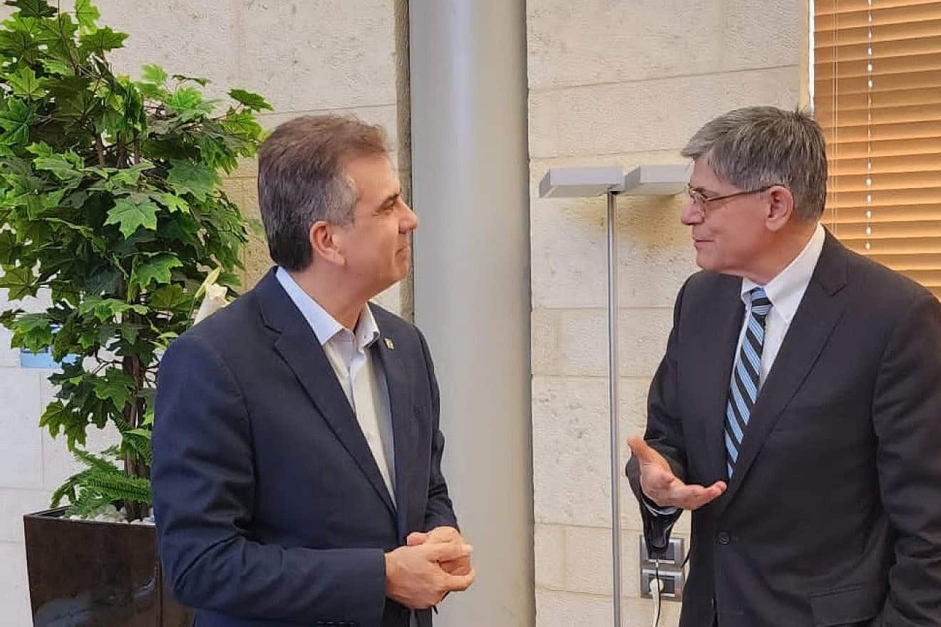 Israeli Foreign Minister Eli Cohen meets with U.S. Ambassador Jack Lew in Jerusalem, Nov. 7, 2023. Credit: Israeli Foreign Ministry.