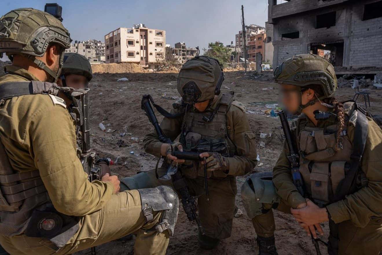 Men and women of the 498th "Shahar" Search and Rescue Battalion operate in the Gaza Strip, Nov. 19, 2023. Credit: IDF Spokesperson.
