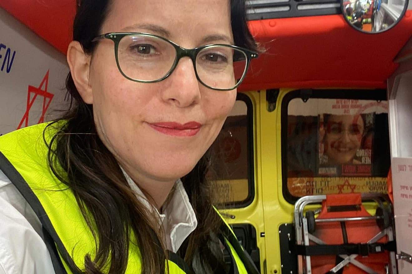 Dr. Abigail Henkin-Wei, an emergency-room doctor in West Virginia, volunteers at Magen David Adom in Ashkelon, November 2023. Credit: Nefesh B’Nefesh.