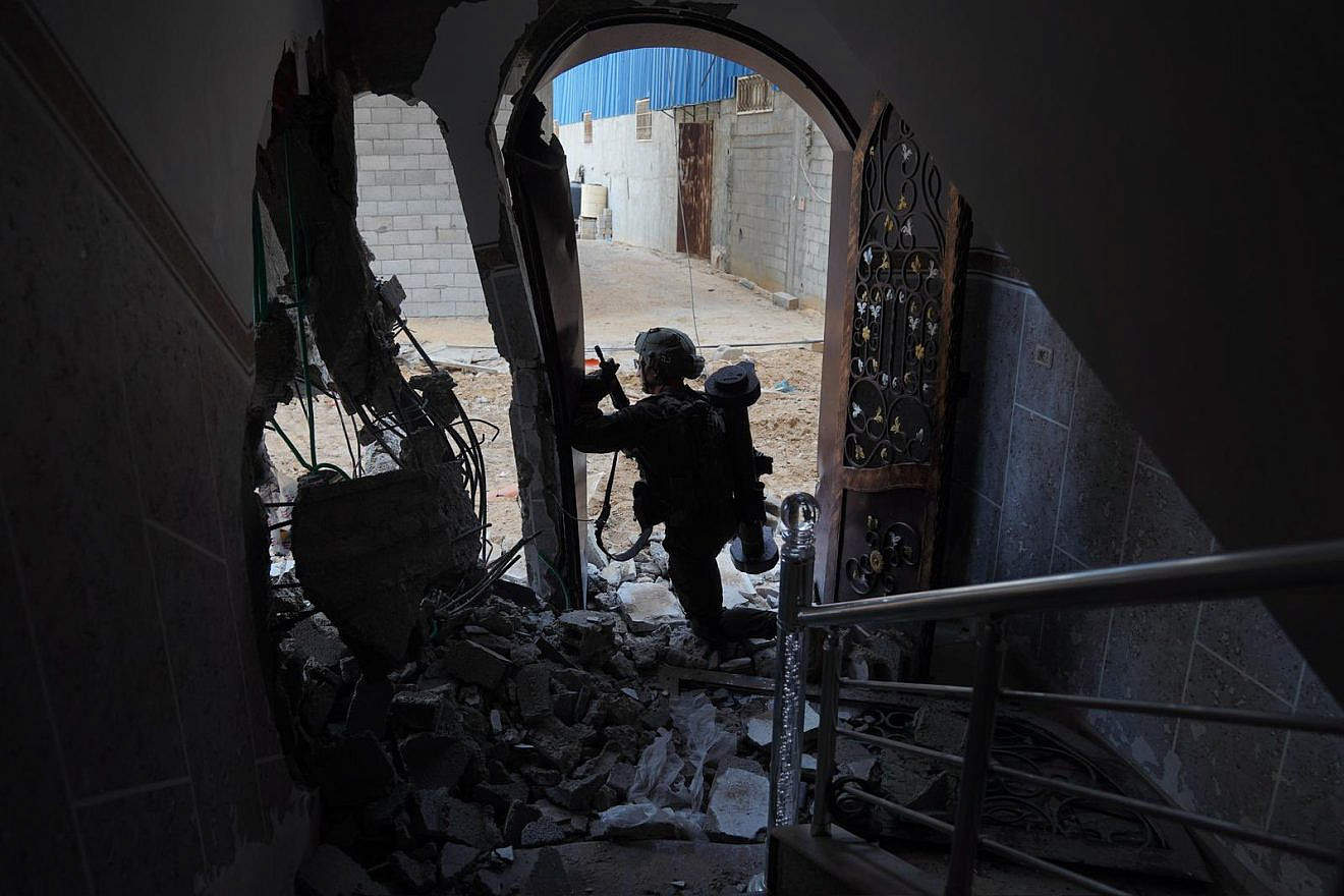 Israeli troops operating in the Hamas-ruled Gaza Strip, Dec. 12, 2023. Credit: IDF.
