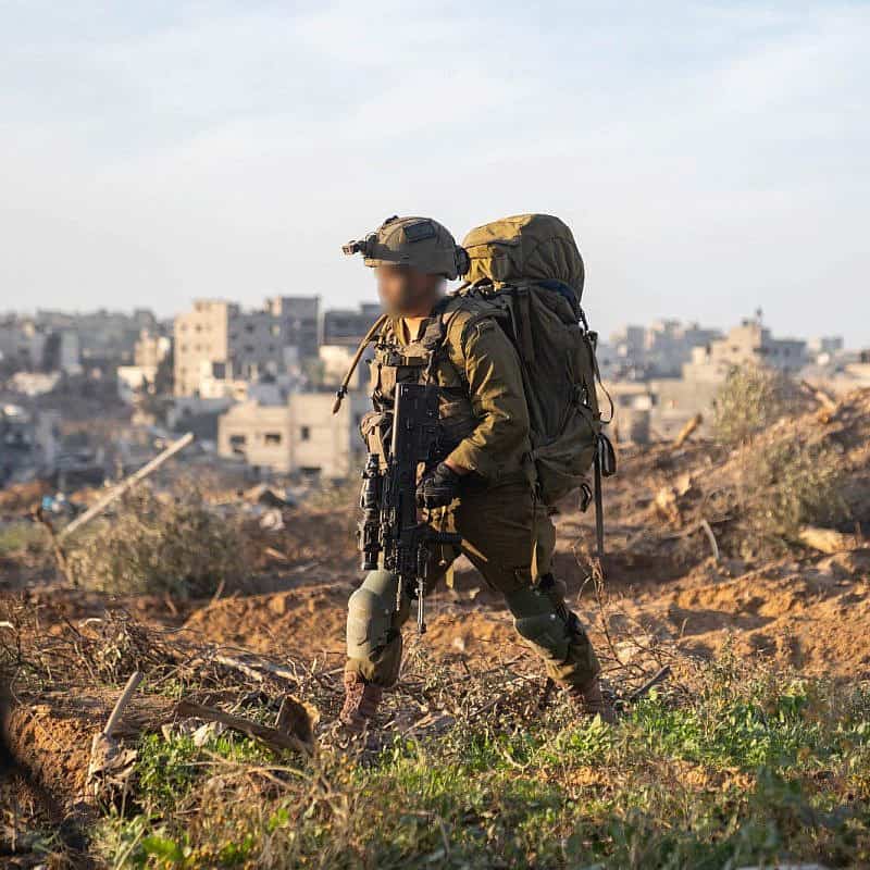 Israeli troops operating in the Hamas-ruled Gaza Strip, Dec. 8, 2023. Credit: IDF.