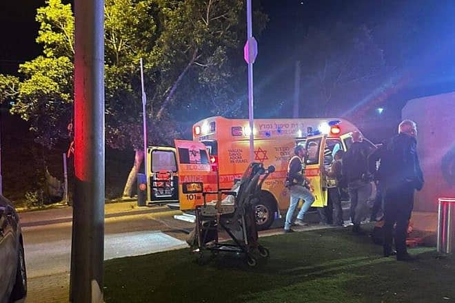 The scene of a stabbing attack outside Jerusalem, Dec. 31, 2023. Credit: Magen David Adom.