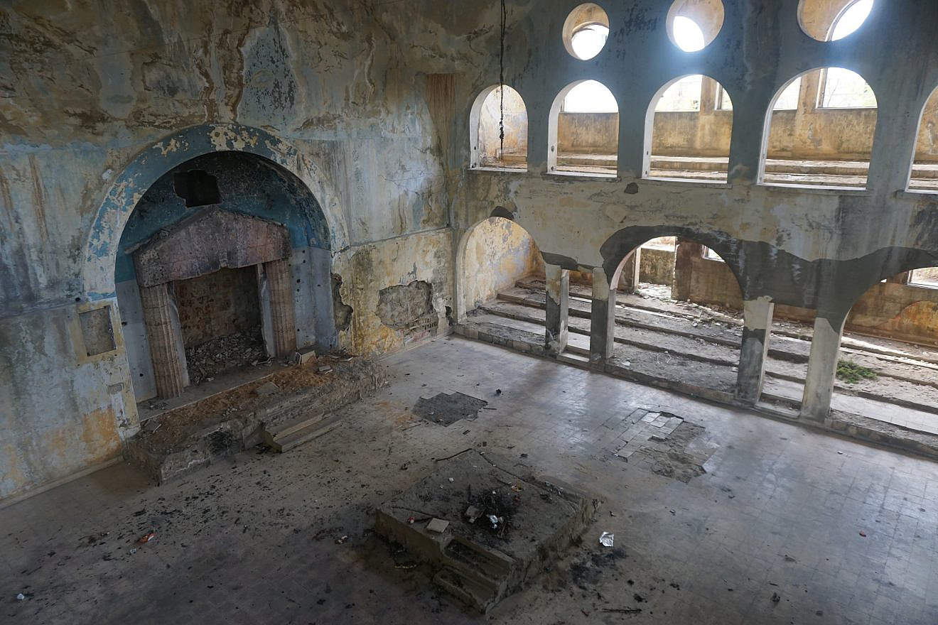 Bhamdoun Synagogue in Lebanon. Credit: Alex9330/Shutterstock.