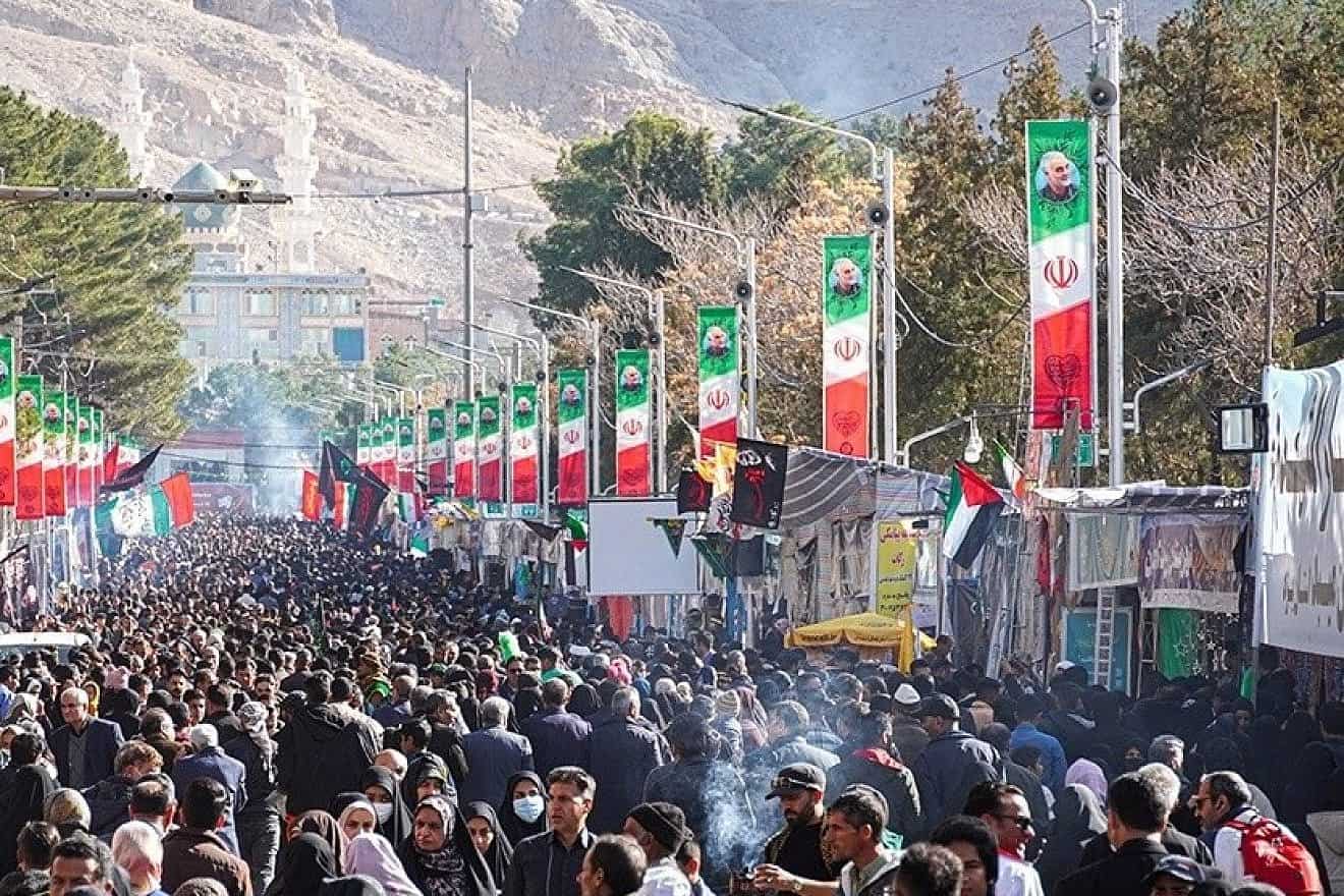 Iranians in Kerman mark four years since the U.S. drone strike in Baghdad that killed Quds Force chief Maj. Gen. Qassem Soleimani, Jan. 3, 2024. Photo by Alireza Bahrami/Fars News Agency.