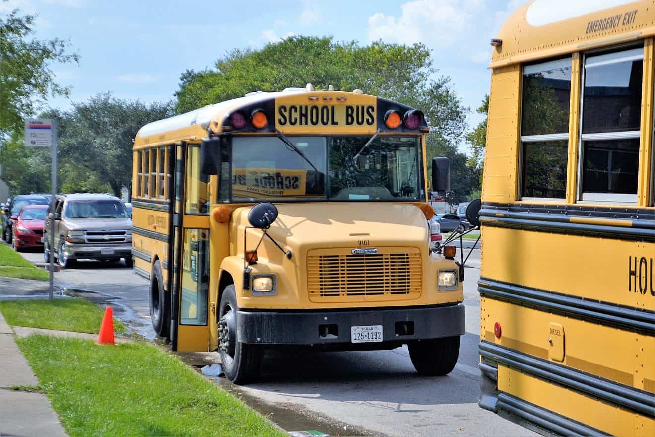 School bus. Credit: Pixabay.